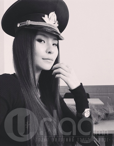 Х.Намуун  татварын байцаагч болохыг хүсдэг гэнэ